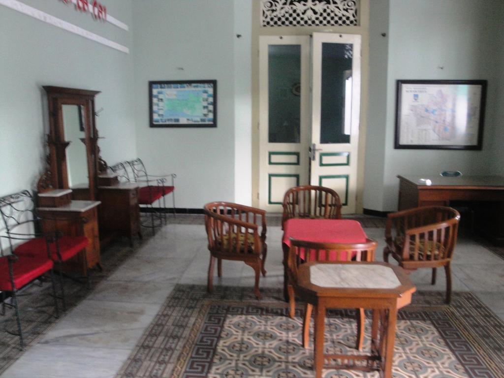 Hotel Trio Solo المظهر الخارجي الصورة