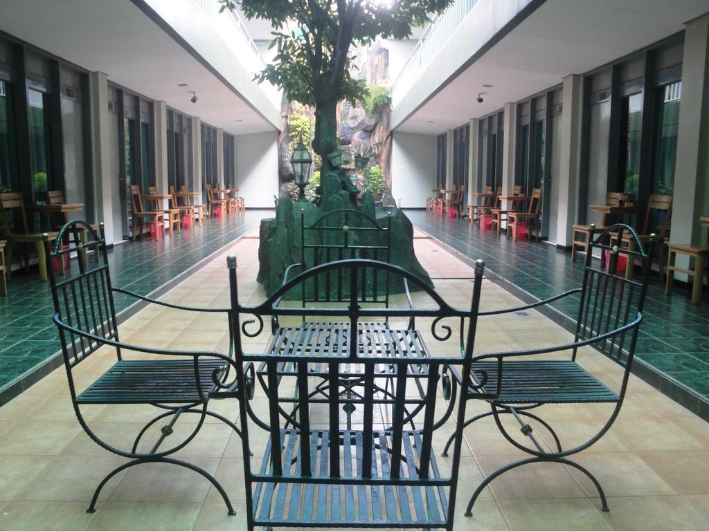 Hotel Trio Solo المظهر الخارجي الصورة