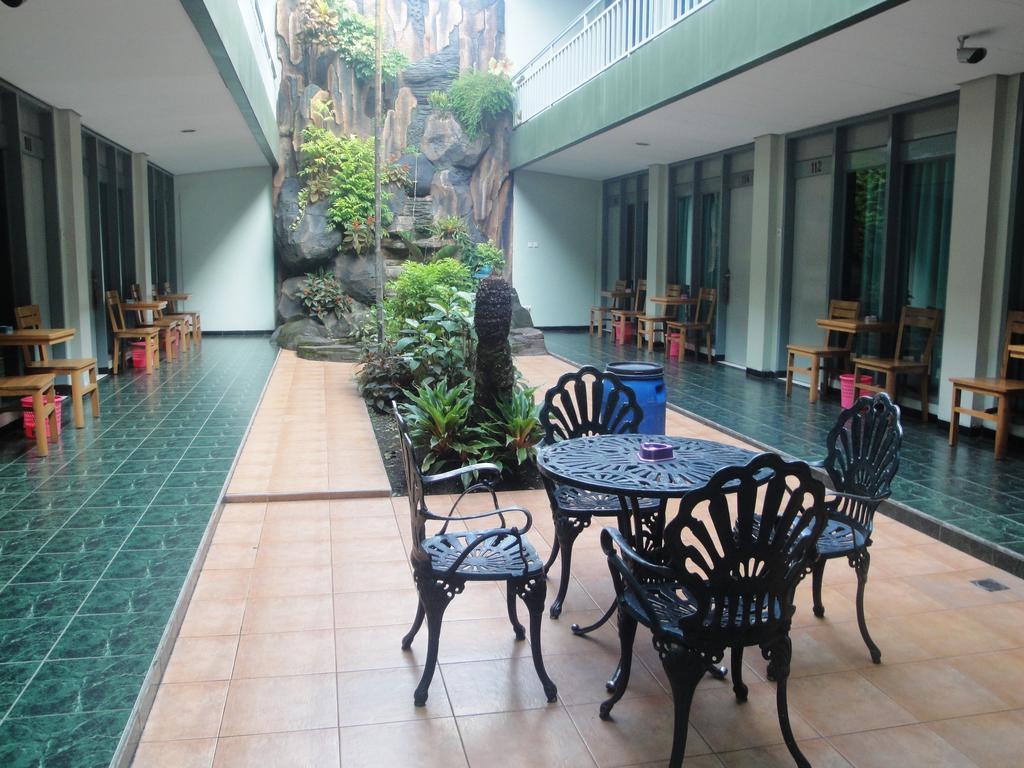 Hotel Trio Solo المظهر الخارجي الصورة